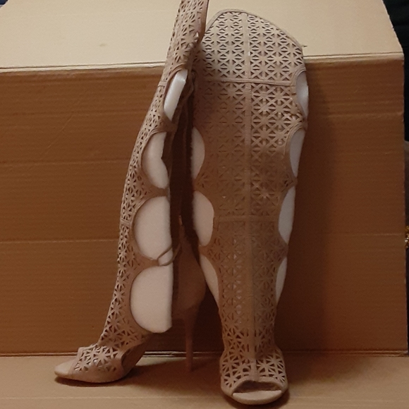 Shoe Republic LA size 9 Gladiator heels - Picture 1 of 11